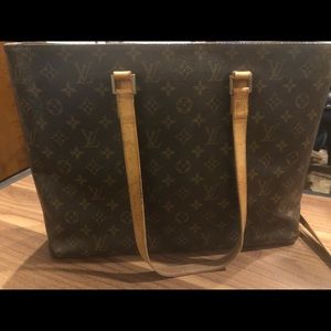 Authentic Louis Vuitton monogram Luco tote.